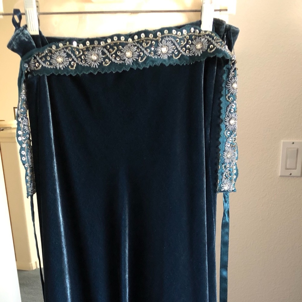 Forest green velvet flare skirt, lined,